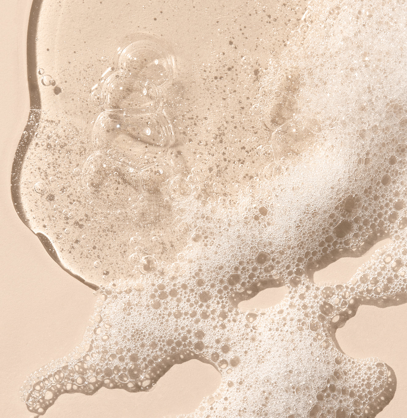2-SLTR_PDP_MB-Shampoo-Travel_TextureMacro_3000x.jpg